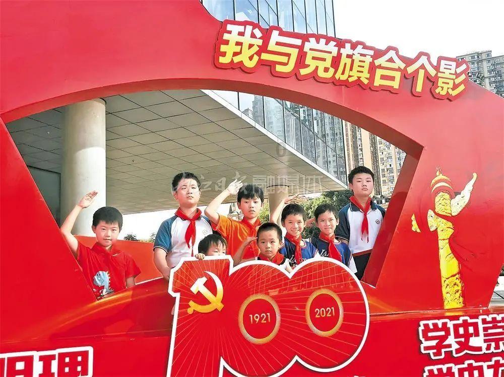 逃离违建房屋9