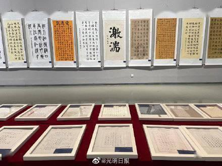 云岩区和平社区关工委联合六建幼儿园开展“暖暖寒冬•与你‘童’行”主题活动