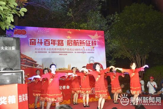 德州拉拢十州“举义”,称准备武力对抗拜登政府,美出现解体声音