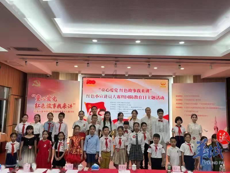 舞龙、剪纸、吃糖画，亲子庙会真热闹