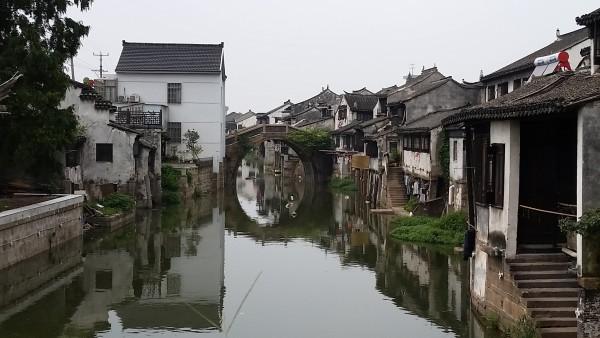 虫虫助手下载