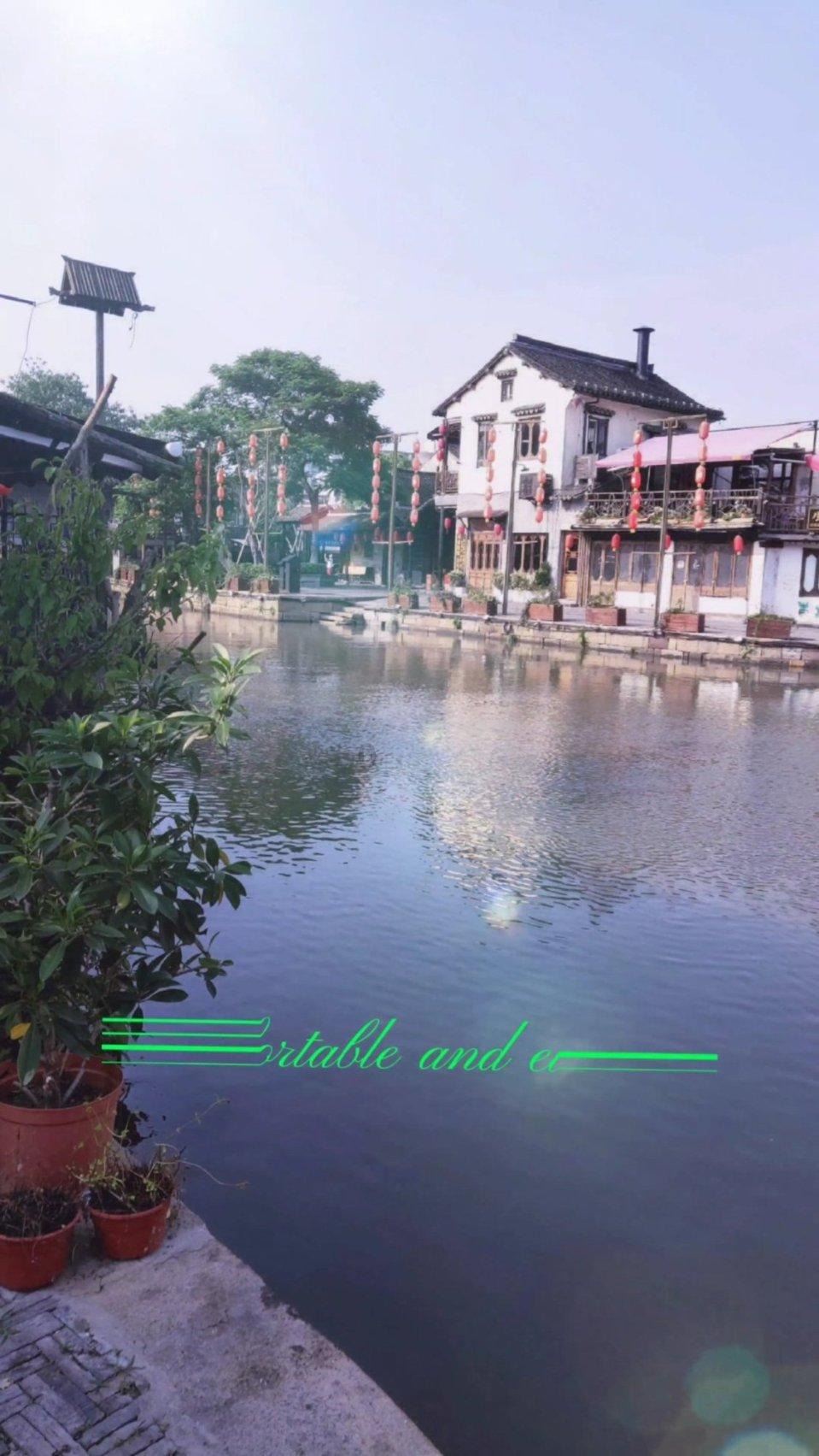 书塔叠叠高