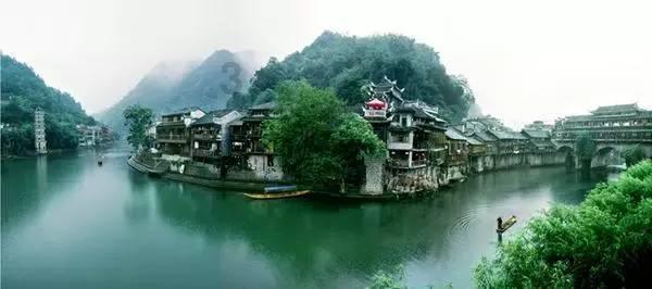 我市开展“迎新春送祝福,绿色环保进机关,垃圾分类我先行”主题活动绿色兑换倡新风